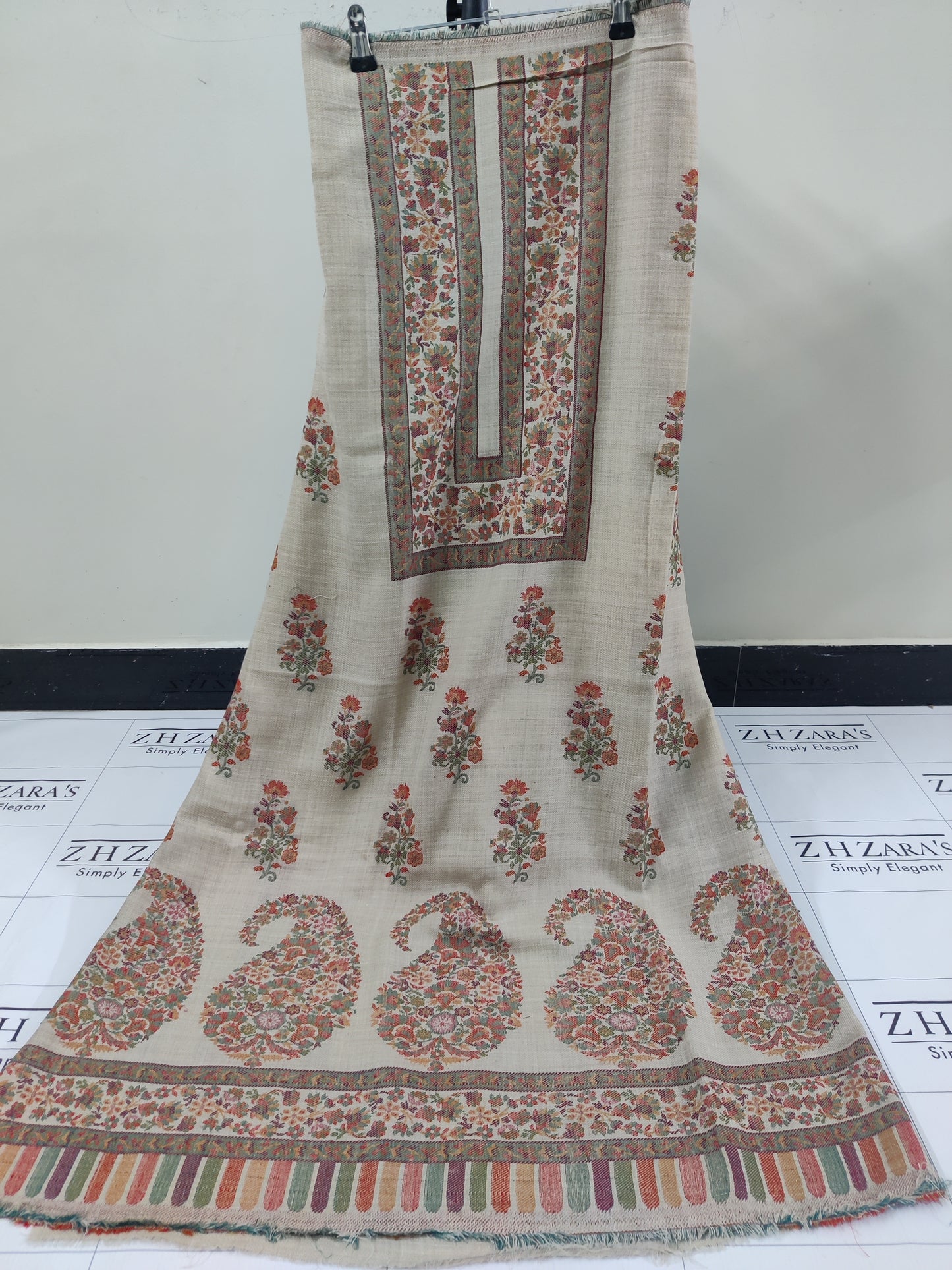 Beige Jacquard Kani Pashmina 3pc